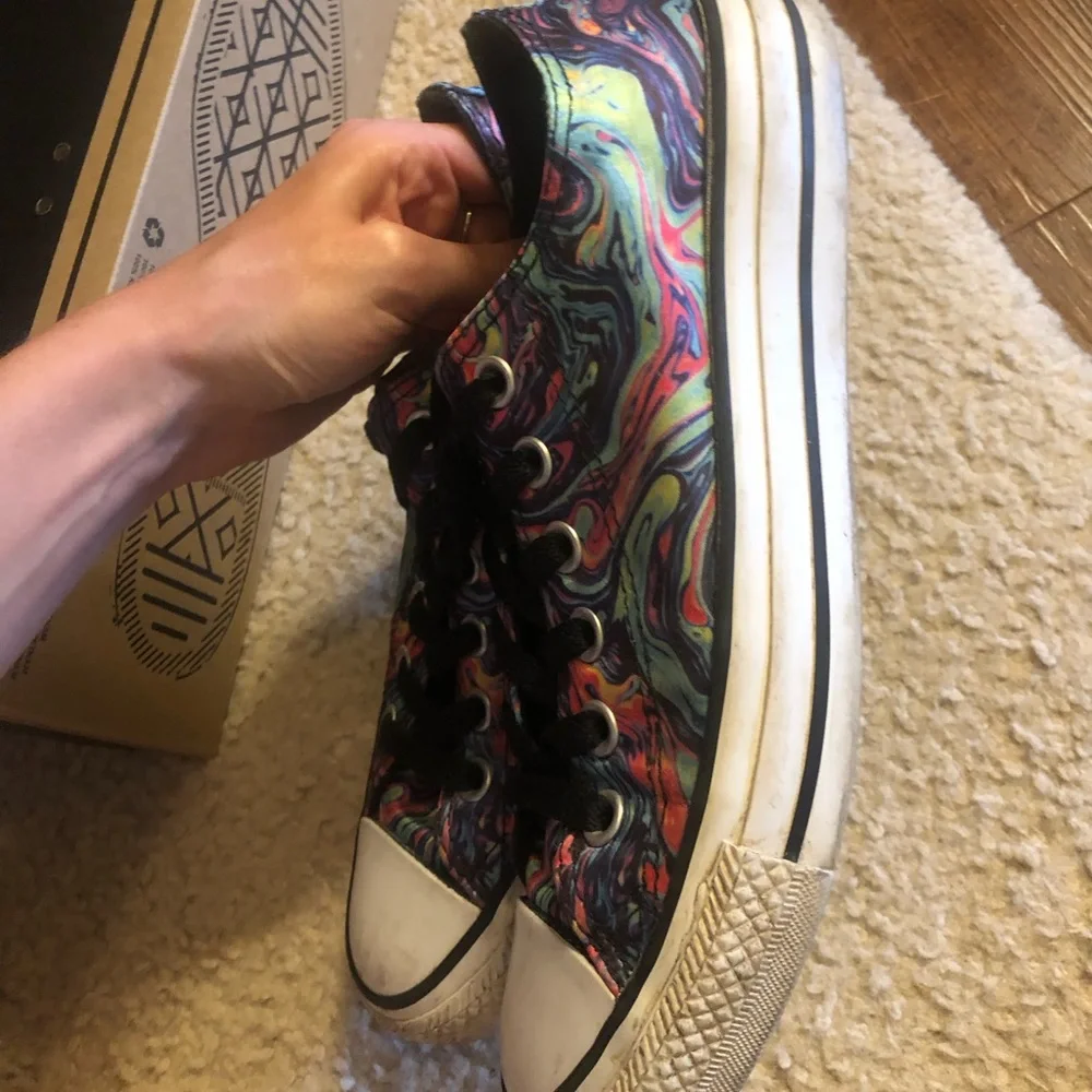 Multicolor Converse - Picture 4 of 6